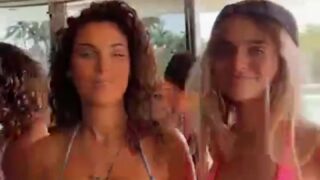 Megnutt with friends in party – Video Onlyfans