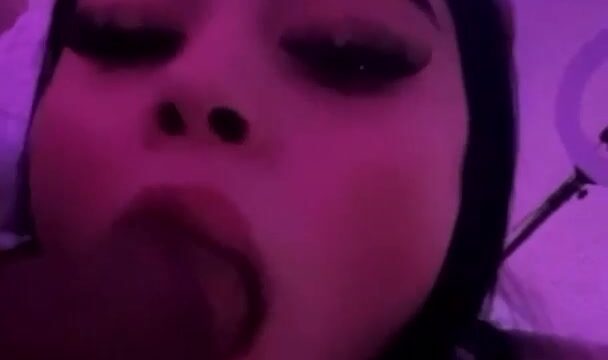 Queenbri69 Sucking a BBC – Video Onlyfans Leak